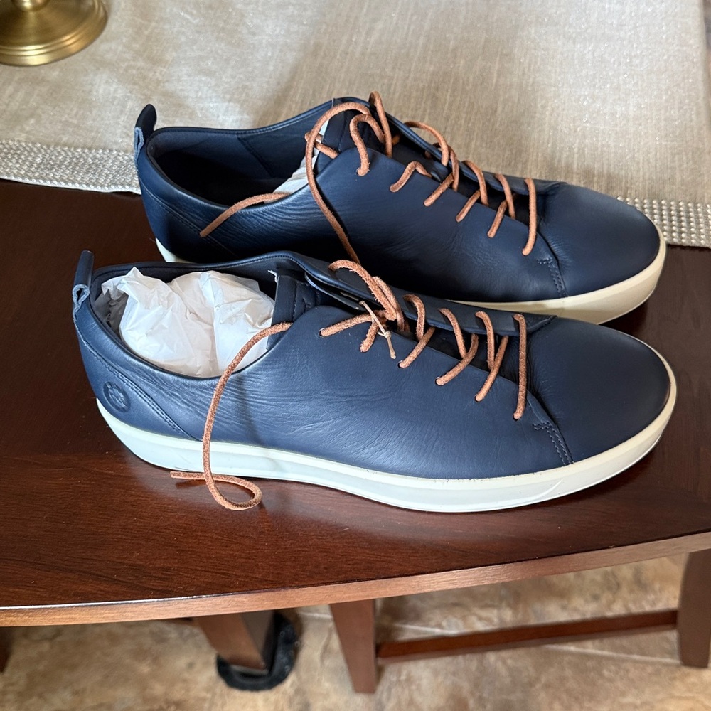 Ecco Navy Leather Sneakers with Tan Laces - Picture 3 of 8